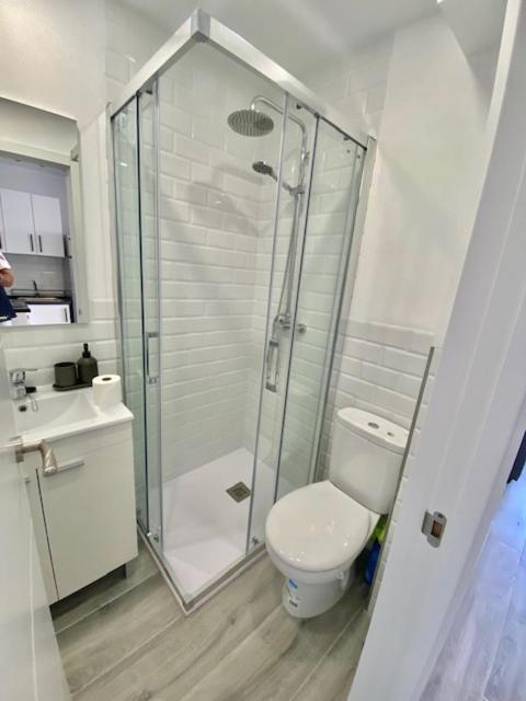 Estudio Nuevo Y Con Piscina 베날마데나코스타 외부 사진