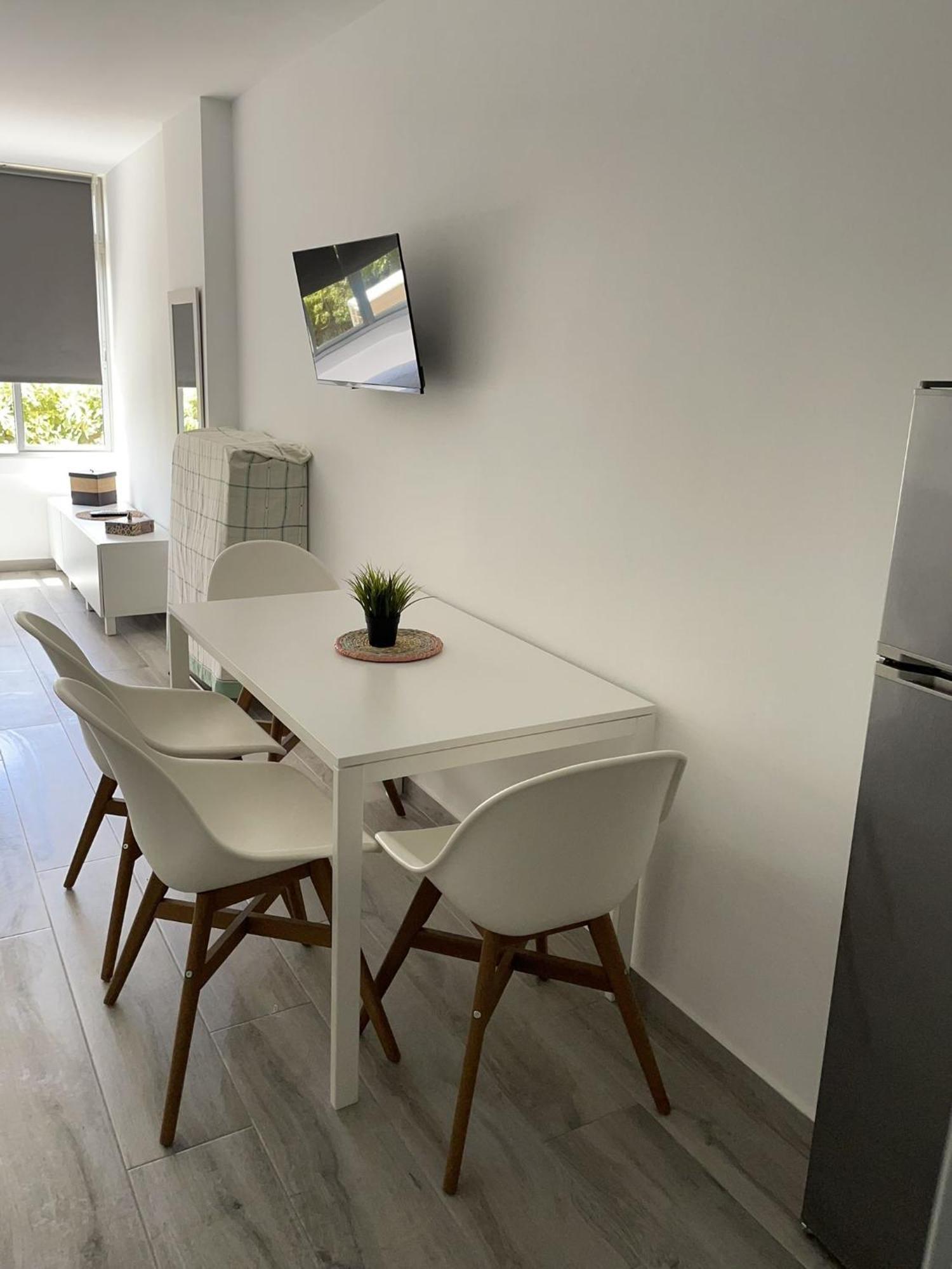 Estudio Nuevo Y Con Piscina 베날마데나코스타 외부 사진