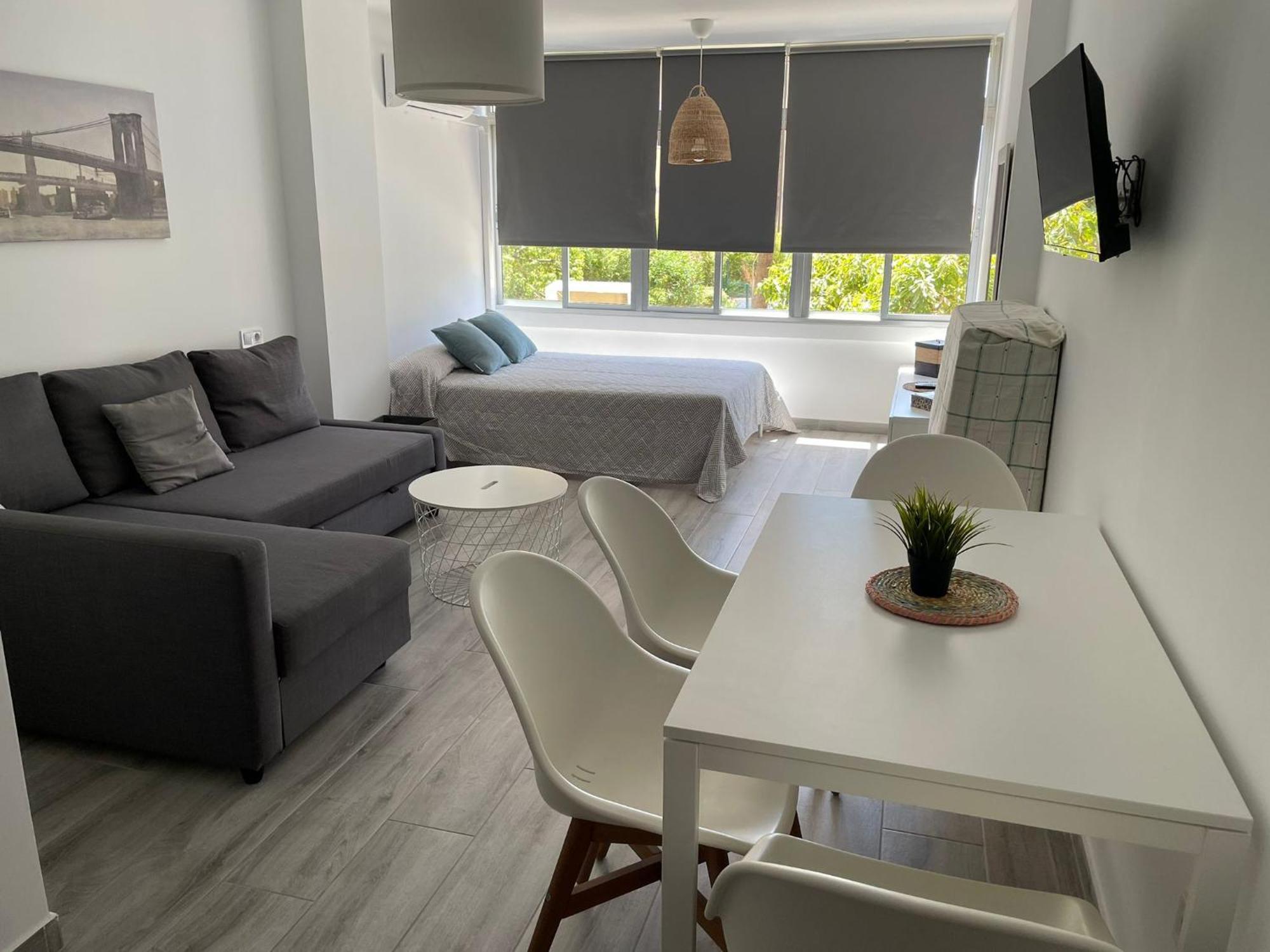 Estudio Nuevo Y Con Piscina 베날마데나코스타 외부 사진